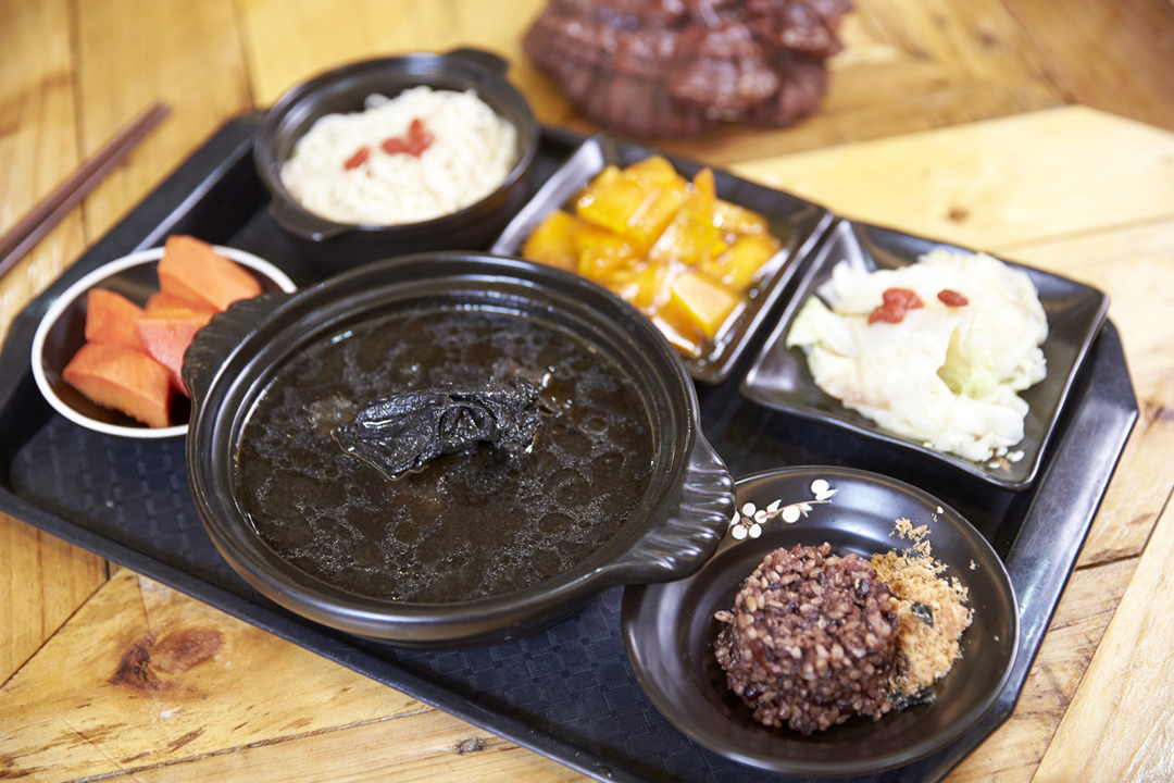 4-2-4 靈芝膳食養生餐